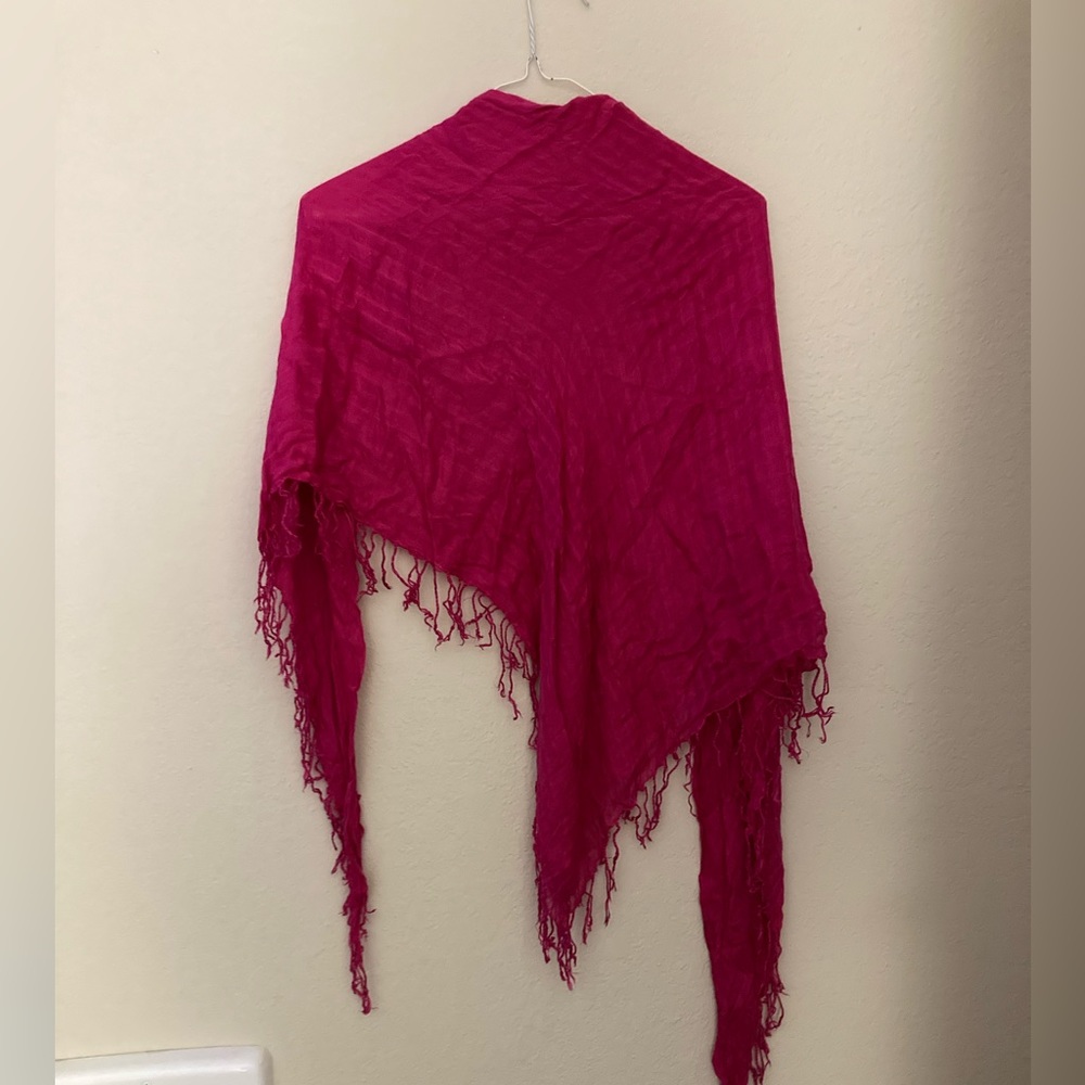 Pink lightweight scarf